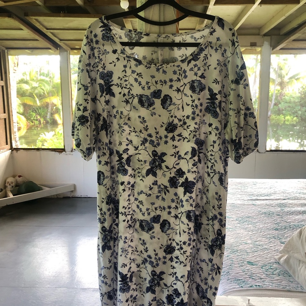 Classic Blue Floral Patterned Fabric